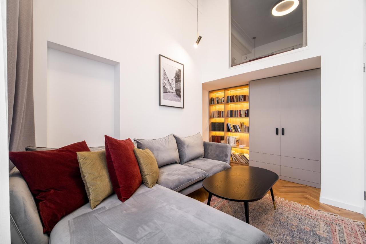Owl Jazz Apartments - Luxury Apartments In The Heart Of The City Каунас Екстер'єр фото
