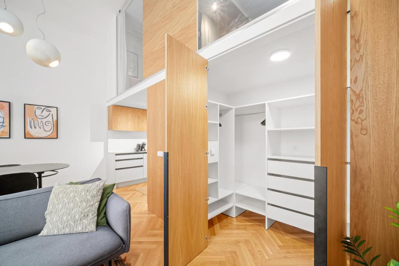 Owl Jazz Apartments - Luxury Apartments In The Heart Of The City Каунас Екстер'єр фото