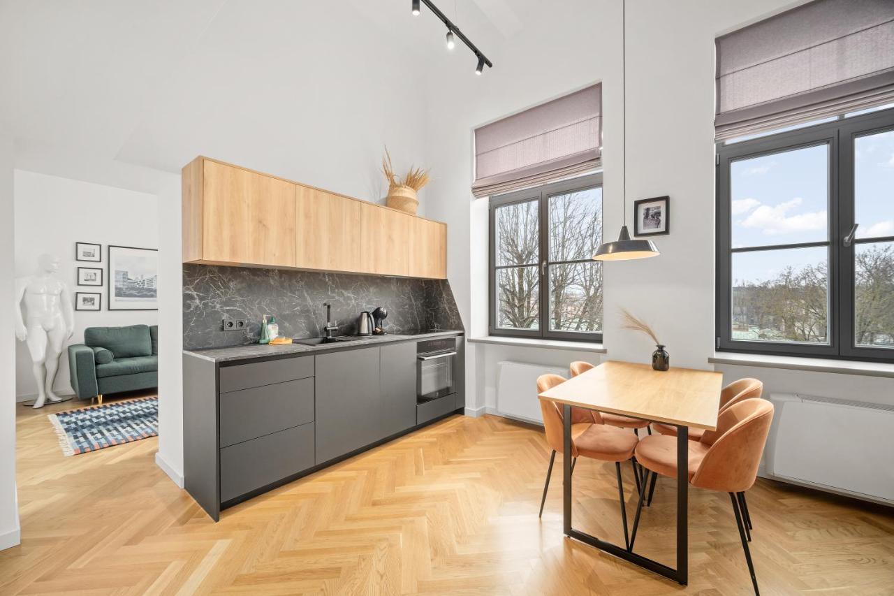 Owl Jazz Apartments - Luxury Apartments In The Heart Of The City Каунас Екстер'єр фото